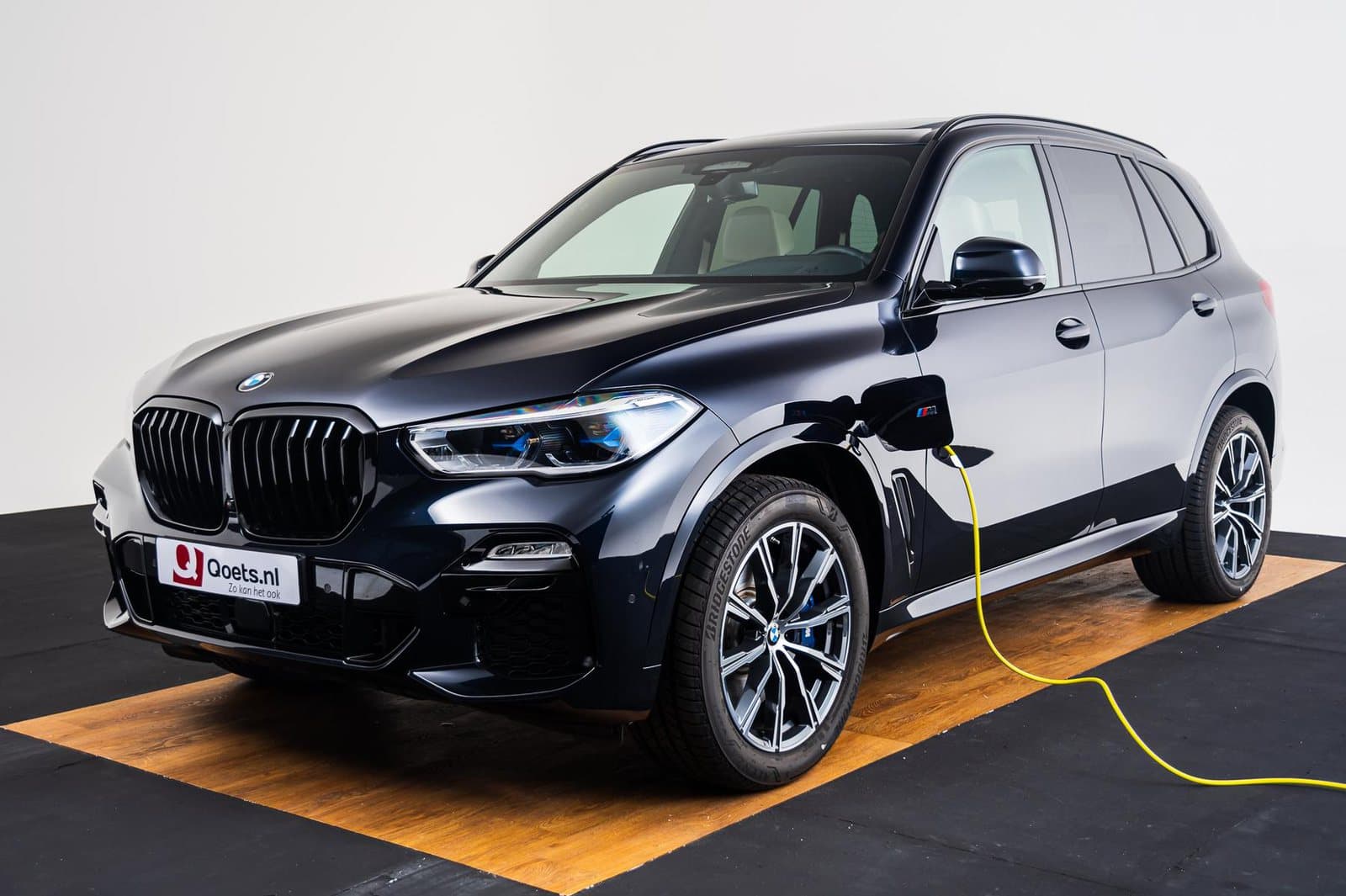 BMW X5 45e.jpg