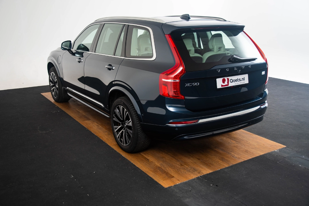 Volvo XC90 Recharge (1)